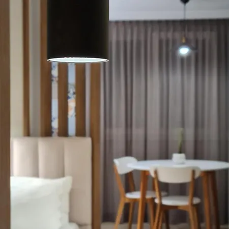Tam Myslym Shyri Lux No.1 Appartement *